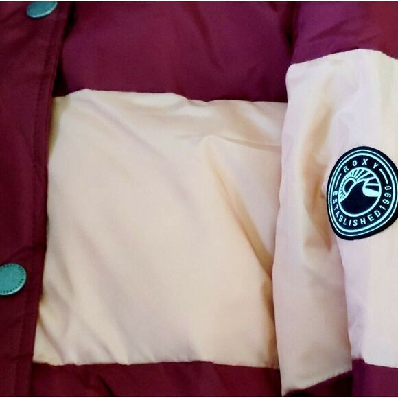 Roxy Out Of Focus Cropped Hooded Puffer Jacket - Picture 6 of 9